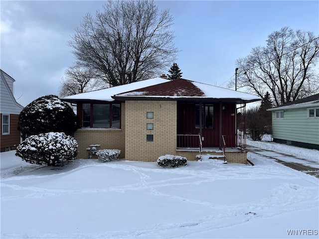 view of front of home featuring covered porch