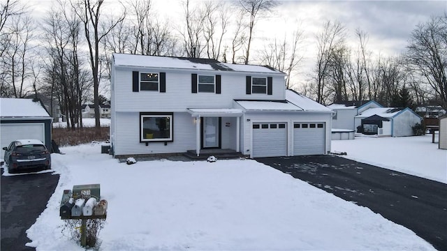 view of front property