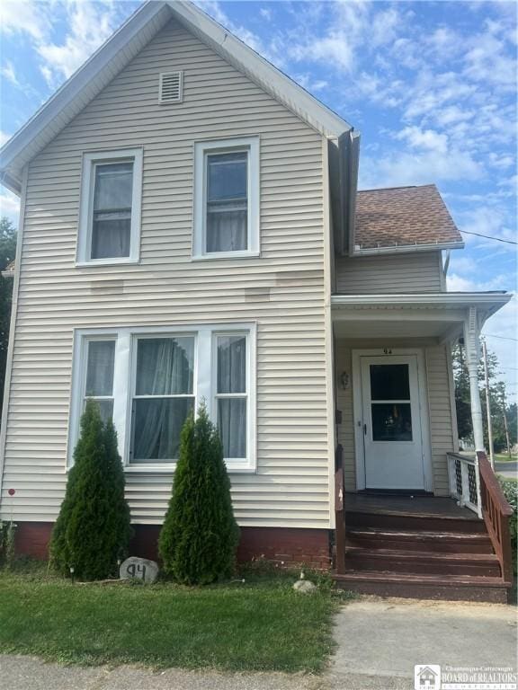 view of front of home