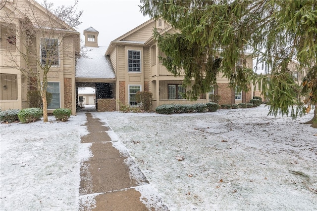 view of front property