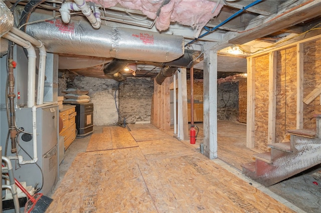 basement with washer / dryer