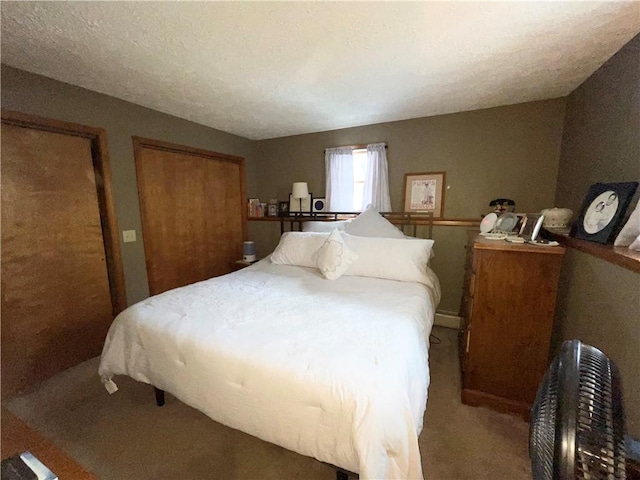 bedroom featuring carpet floors