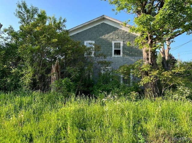 view of side of property