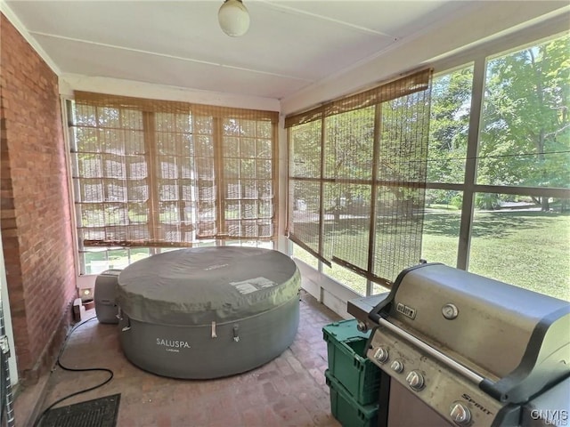 view of sunroom / solarium