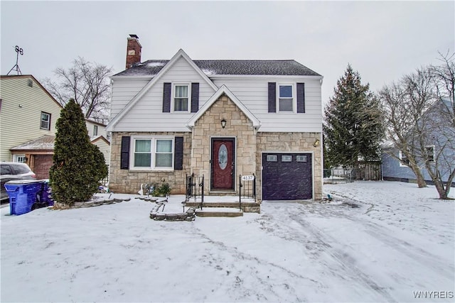 view of front facade with a garage