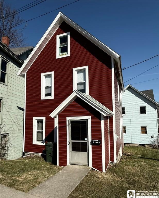 view of front of house