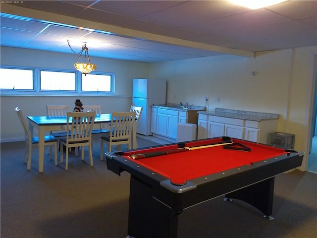 recreation room featuring pool table, carpet flooring, and sink