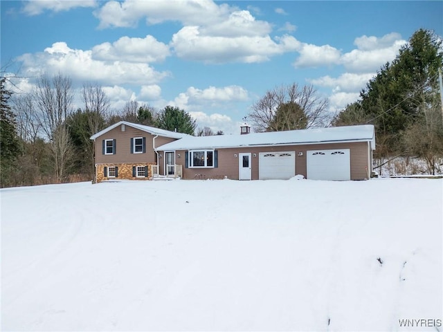 view of front of house featuring a garage