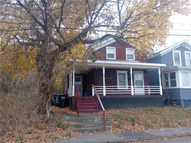 view of front of home featuring a porch