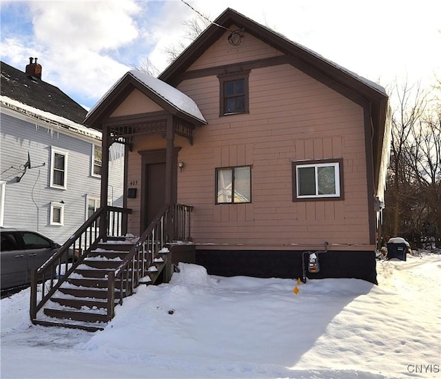 view of front of property