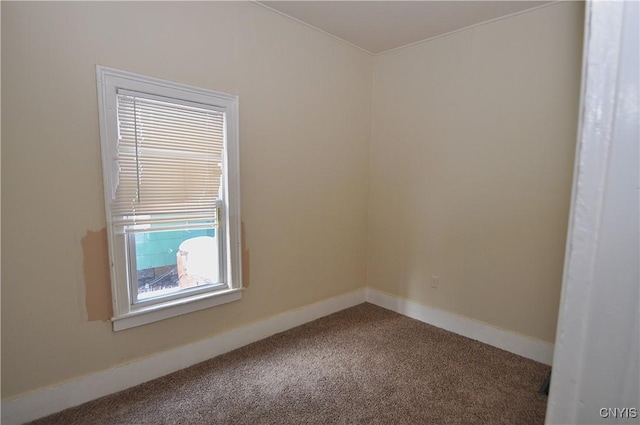 view of carpeted spare room