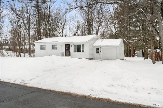 view of front facade with a garage