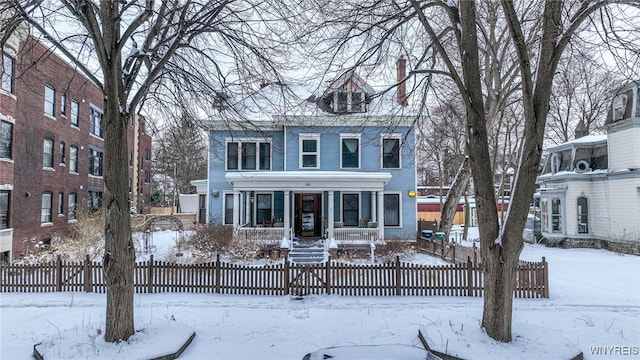 view of front of property