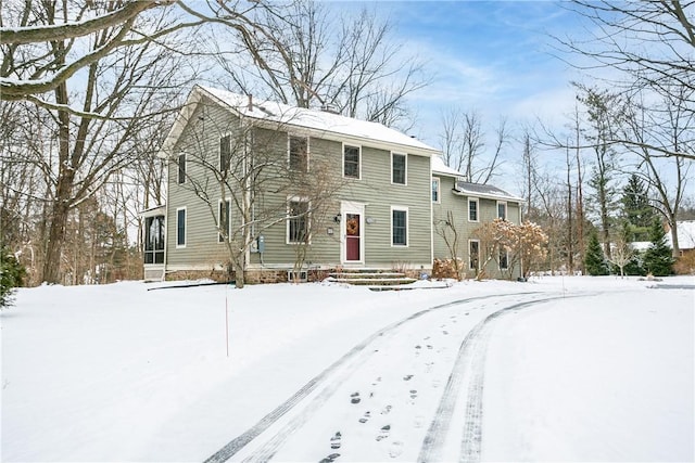 view of front of property