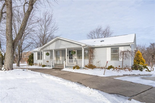 ranch-style home with covered porch