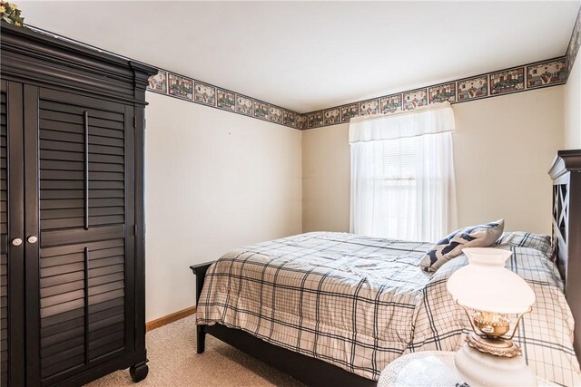 view of carpeted bedroom