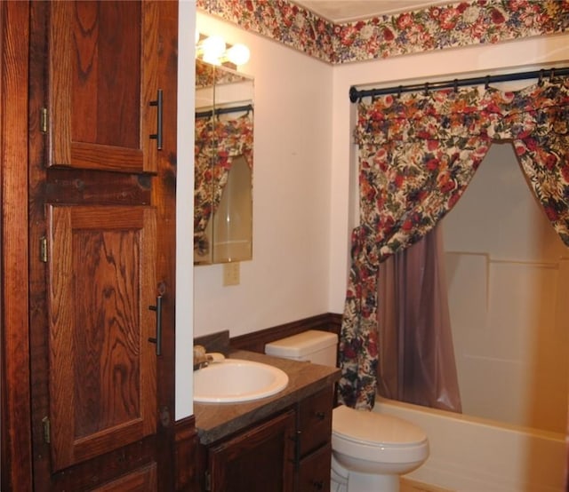 516 N Tionesta Ave, Kane Boro, PA 16735 - full bath featuring vanity and shower / bath combo