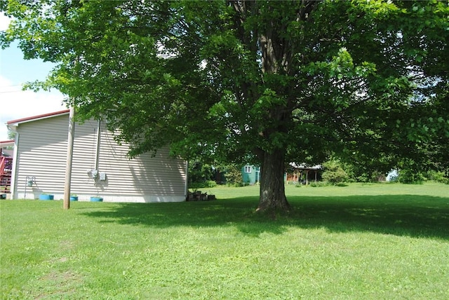 516 N Tionesta Ave, Kane Boro, PA 16735 - view of green lawn