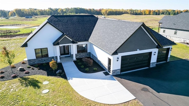 view of front of home featuring a front lawn