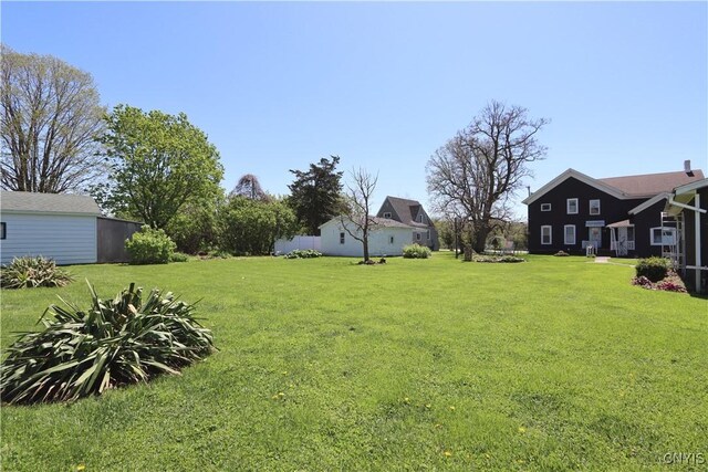 514 Main St, Brownville, NY 13601 - view of grassy yard