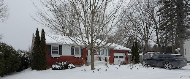 view of front of house featuring a garage