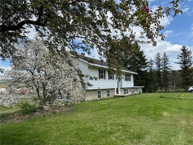 110 Suncrest Terrace Rd, Norwich-Town, NY 13815 - rear view of house with a lawn