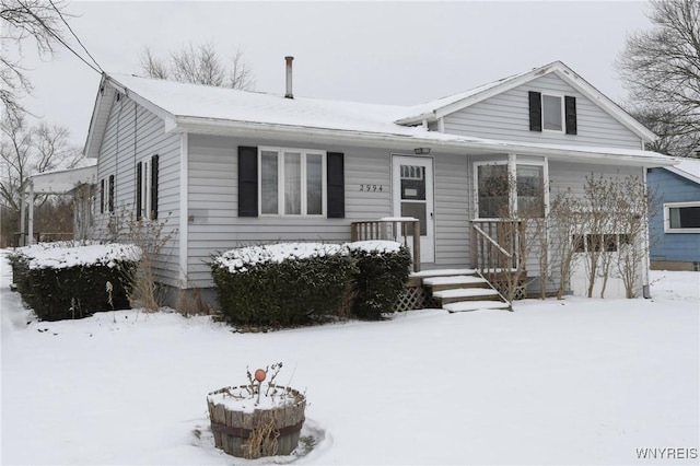 view of front of property