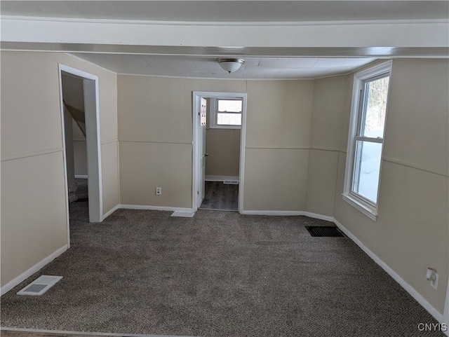 view of carpeted spare room