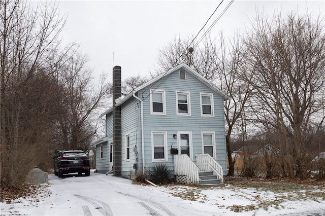 view of front property