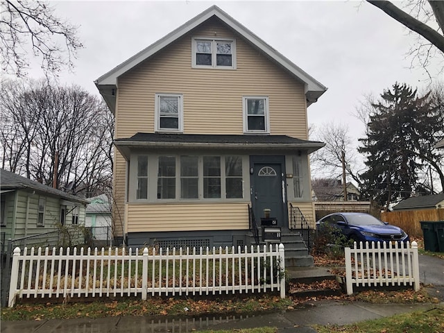 view of front of property