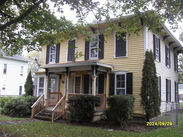 view of front of home