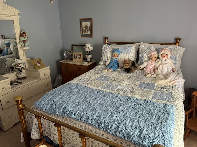 bedroom with carpet