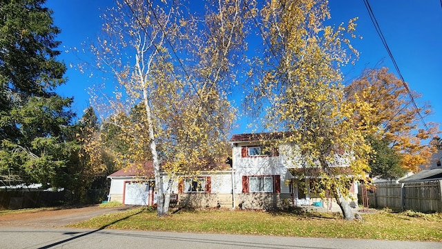 view of front of house featuring a garage