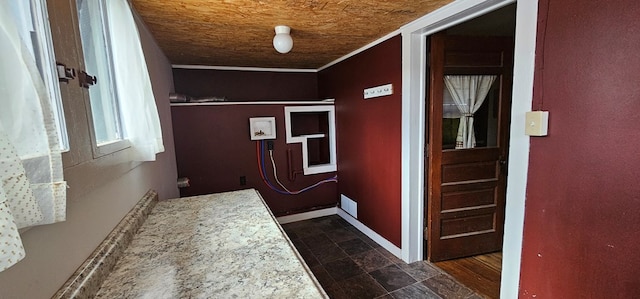 laundry room with ornamental molding