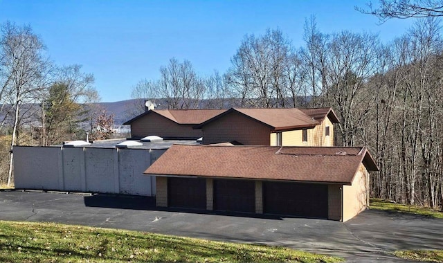 view of home's exterior