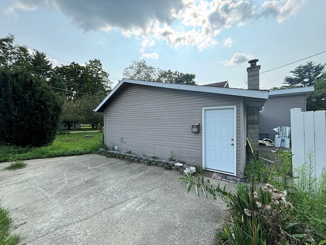 view of outbuilding