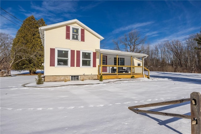 view of front of house with covered porch