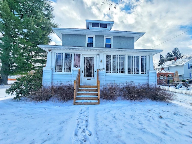 view of front of home