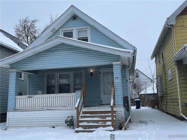 bungalow-style house with covered porch