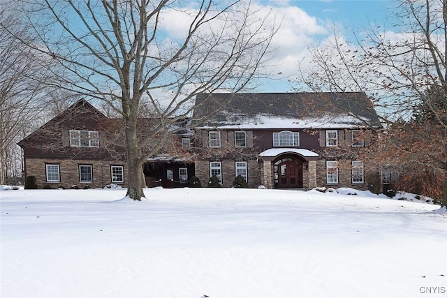 view of colonial inspired home