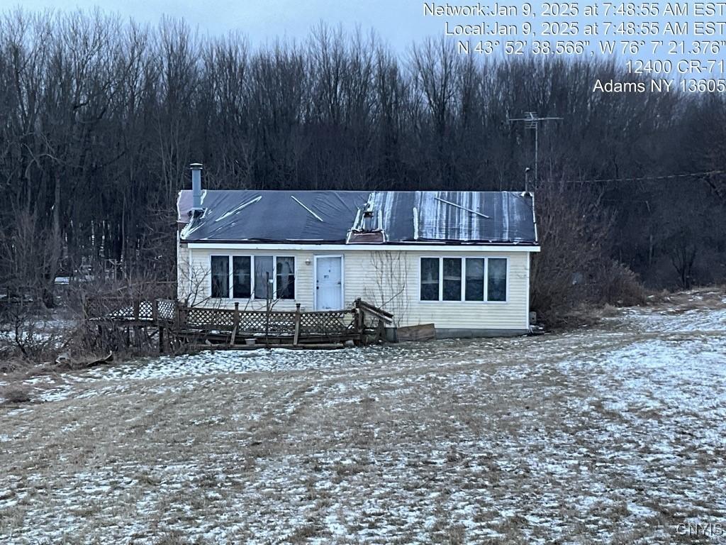 view of front of home