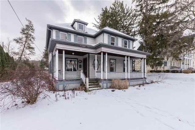 view of front facade with covered porch