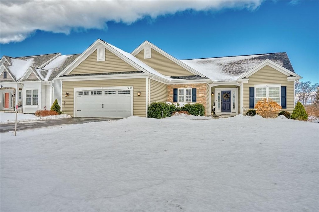 view of front of property featuring a garage