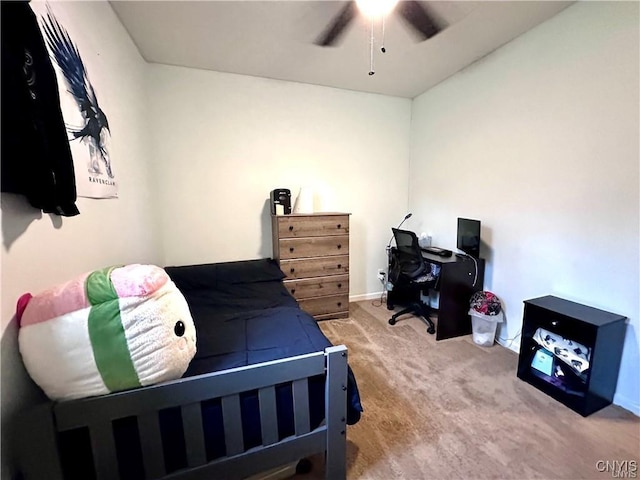 bedroom featuring carpet floors and ceiling fan