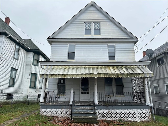 view of front of property featuring covered porch