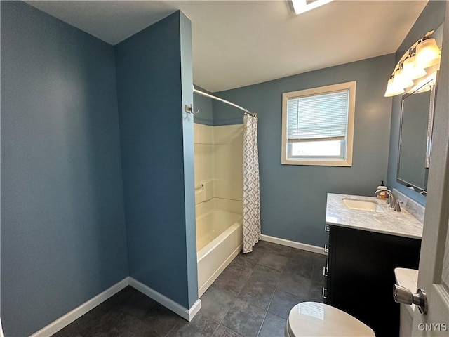 full bathroom featuring shower / bathtub combination with curtain, vanity, and toilet