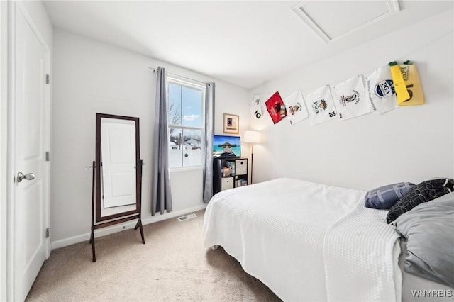 view of carpeted bedroom