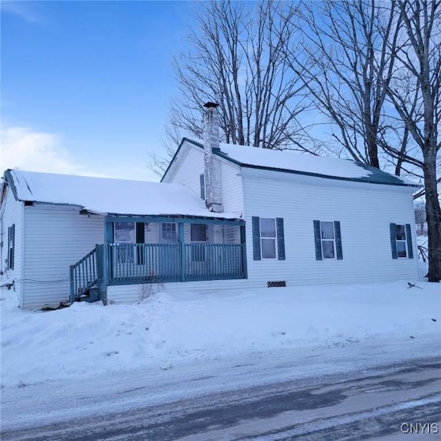 view of front of property with covered porch