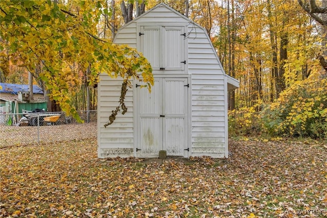 view of outbuilding