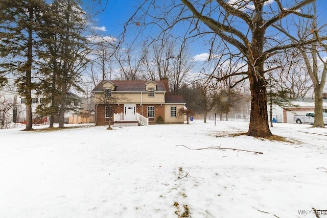 view of front of property